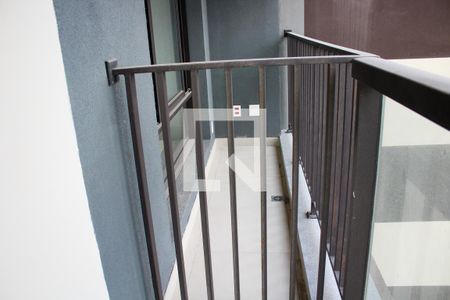 Varanda - Área de Manutenção do Ar-Condicionado de apartamento à venda com 3 quartos, 184m² em Perdizes, São Paulo