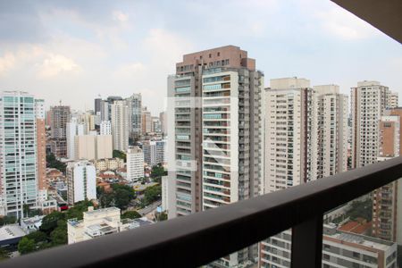 Vista da Varanda de apartamento à venda com 3 quartos, 184m² em Perdizes, São Paulo