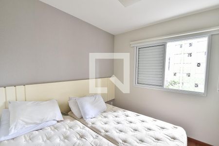 Quarto 1 de apartamento para alugar com 2 quartos, 54m² em Vila Mariana, São Paulo