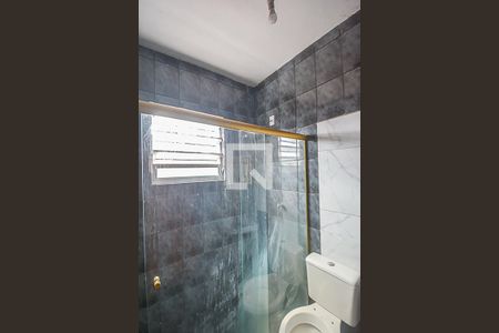 Banheiro de casa para alugar com 1 quarto, 200m² em Santa Terezinha, São Bernardo do Campo