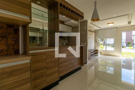 Sala de casa de condomínio para alugar com 2 quartos, 77m² em Gramado, Cotia