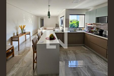 Sala/Cozinha de apartamento à venda com 2 quartos, 160m² em Vila Eldizia, Santo André