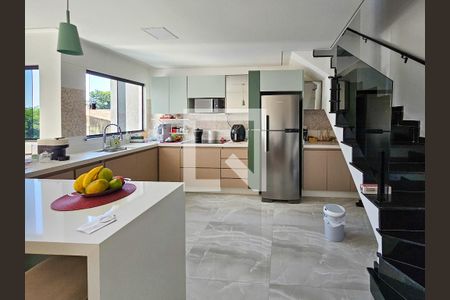 Sala/Cozinha de apartamento à venda com 2 quartos, 160m² em Vila Eldizia, Santo André