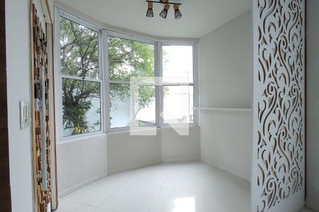 Sala de casa para alugar com 5 quartos, 300m² em Pechincha, Rio de Janeiro