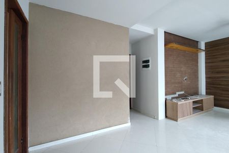 Sala de casa para alugar com 5 quartos, 300m² em Pechincha, Rio de Janeiro