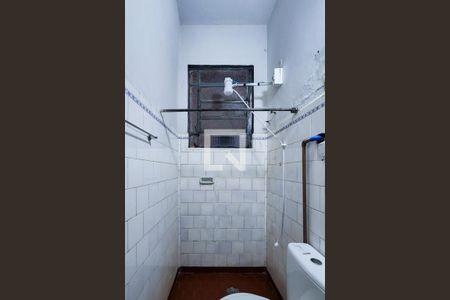 Banheiro de kitnet/studio para alugar com 1 quarto, 35m² em Imperial de São Cristóvão, Rio de Janeiro