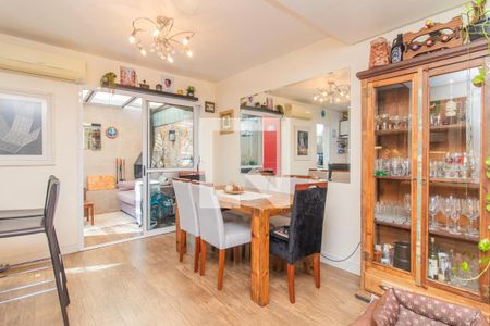 Sala de casa de condomínio à venda com 3 quartos, 110m² em Partenon, Porto Alegre