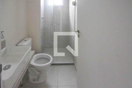 Banheiro de apartamento à venda com 2 quartos, 38m² em Vila Ema, São Paulo