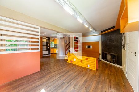 Sala de casa de condomínio à venda com 3 quartos, 100m² em Mário Quintana, Viamão