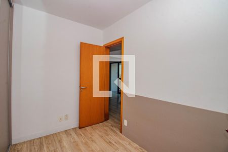 Quarto de apartamento para alugar com 2 quartos, 75m² em Santa Maria Goretti, Porto Alegre