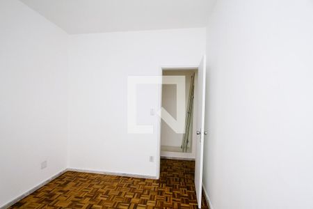 Quarto 1 de apartamento para alugar com 3 quartos, 67m² em João Pinheiro, Belo Horizonte