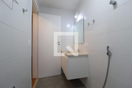 Banheiro de apartamento para alugar com 1 quarto, 59m² em Itaim Bibi, São Paulo