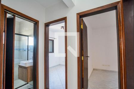 Corredor de apartamento para alugar com 3 quartos, 98m² em Vila Camilópolis, Santo André