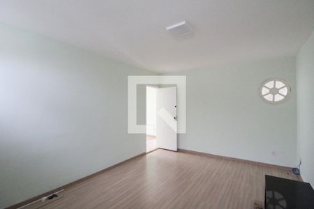 Sala de casa para alugar com 3 quartos, 360m² em Alípio de Melo, Belo Horizonte