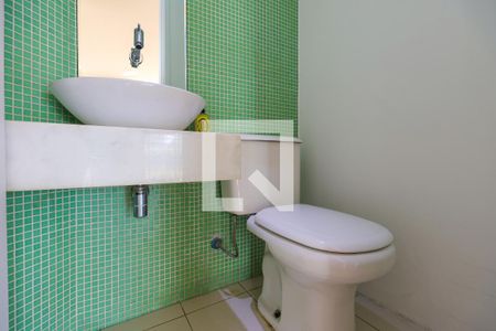 Lavabo de apartamento para alugar com 2 quartos, 120m² em Vila Suzana, São Paulo