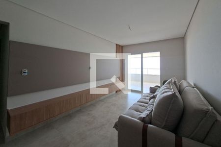 Sala de apartamento para alugar com 3 quartos, 117m² em Vilamar, Praia Grande