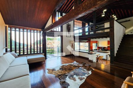 Sala  de casa para alugar com 3 quartos, 392m² em Cosme Velho, Rio de Janeiro