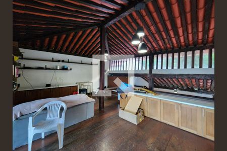 Sala - Mezanino de casa para alugar com 3 quartos, 392m² em Cosme Velho, Rio de Janeiro