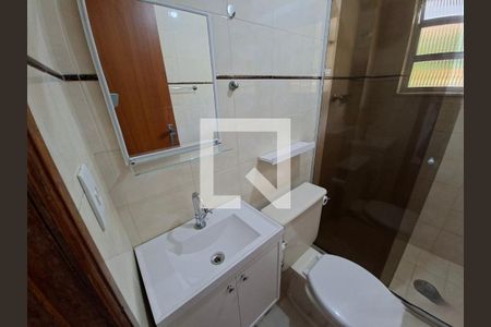 Banheiro social de apartamento para alugar com 2 quartos, 46m² em Estácio, Rio de Janeiro