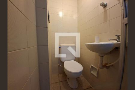 Banheiro suíte de apartamento para alugar com 2 quartos, 46m² em Estácio, Rio de Janeiro