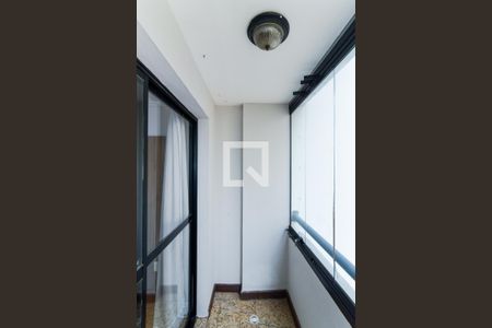 Varanda da Sala de apartamento à venda com 3 quartos, 70m² em Vila Rosalia, Guarulhos