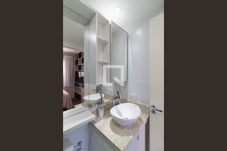 Banheiro  de apartamento à venda com 1 quarto, 25m² em Aclimação, São Paulo