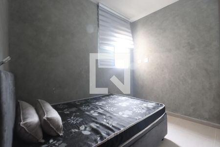 Quarto de apartamento para alugar com 1 quarto, 35m² em Vila Santa Virginia, São Paulo