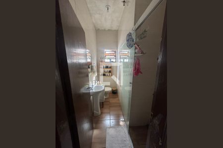 Banheiro de casa para alugar com 2 quartos, 140m² em Vila Caiçara, Praia Grande