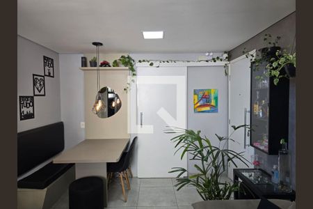 Sala  de apartamento à venda com 2 quartos, 44m² em Vila Galvão, Guarulhos