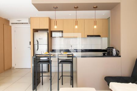 Sala/Cozinha de apartamento para alugar com 1 quarto, 46m² em Centro, Campinas