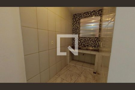 Casa para alugar com 1 quarto, 50m² em Irajá, Rio de Janeiro