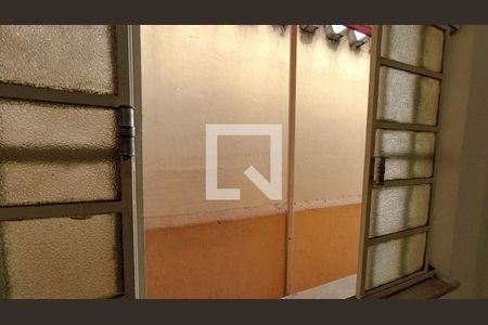 Casa para alugar com 1 quarto, 50m² em Irajá, Rio de Janeiro