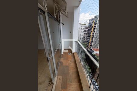 SACADA de apartamento para alugar com 3 quartos, 165m² em Cambuí, Campinas