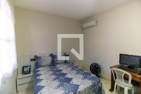Quarto 1 de casa à venda com 3 quartos, 250m² em Piratininga, Niterói