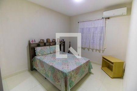 Quarto 2 de casa à venda com 3 quartos, 250m² em Piratininga, Niterói