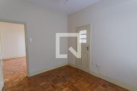Quarto 1 de casa para alugar com 4 quartos, 150m² em Santa Efigênia, Belo Horizonte