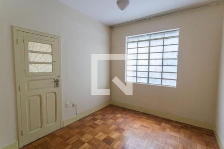 Quarto 1 de casa para alugar com 4 quartos, 150m² em Santa Efigênia, Belo Horizonte