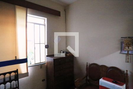 Quarto 2 de casa à venda com 4 quartos, 40m² em Sagrada Família, Belo Horizonte