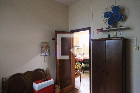 Quarto 2 de casa à venda com 4 quartos, 40m² em Sagrada Família, Belo Horizonte