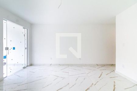 Casa à venda com 4 quartos, 225m² em Piratininga, Niterói