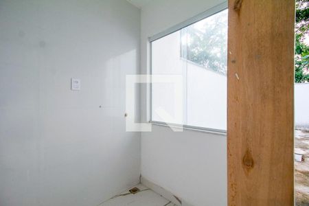 Casa à venda com 4 quartos, 225m² em Piratininga, Niterói