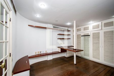 Apartamento à venda com 4 quartos, 256m² em Urca, Rio de Janeiro