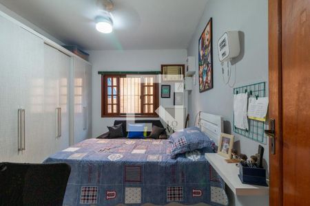 Casa à venda com 3 quartos, 450m² em Serra Grande, Niterói