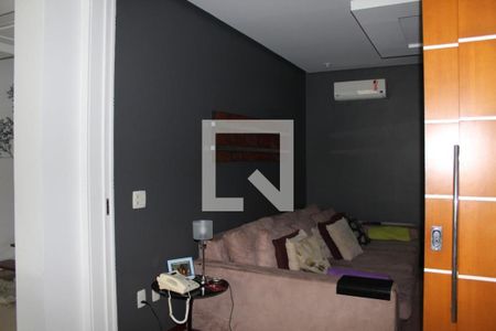 Casa à venda com 4 quartos, 382m² em Camboinhas, Niterói