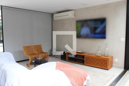 Casa à venda com 4 quartos, 382m² em Camboinhas, Niterói