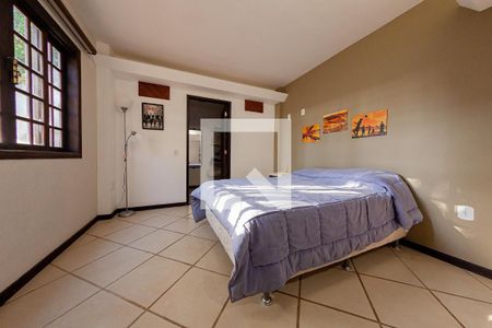 Casa à venda com 6 quartos, 250m² em Serra Grande, Niterói