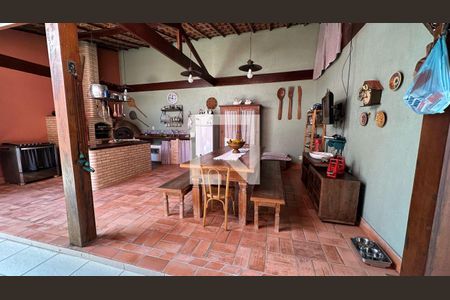 Casa à venda com 4 quartos, 451m² em Barra da Tijuca, Rio de Janeiro