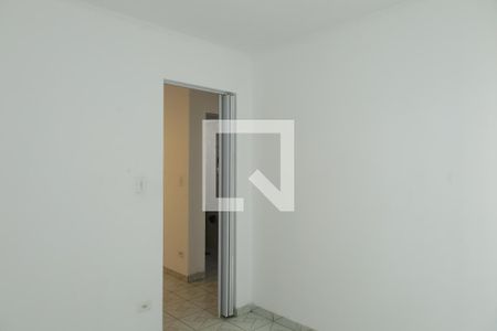 Quarto 1 de apartamento para alugar com 1 quarto, 52m² em Vila Carmosina, São Paulo