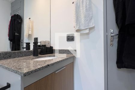Banheiro de apartamento para alugar com 2 quartos, 50m² em Vila Endres, Guarulhos