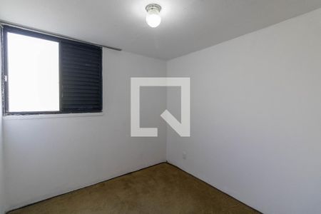 Quarto 1 de apartamento para alugar com 3 quartos, 67m² em Conjunto Habitacional A. E. Carvalho, São Paulo